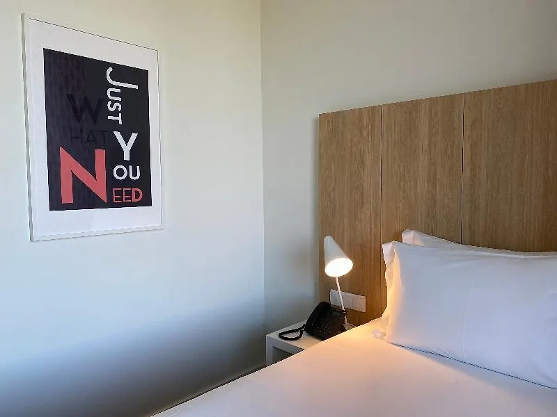 Stay Hotel Lisboa Aeroporto Portela  3*, Portela (Loures)